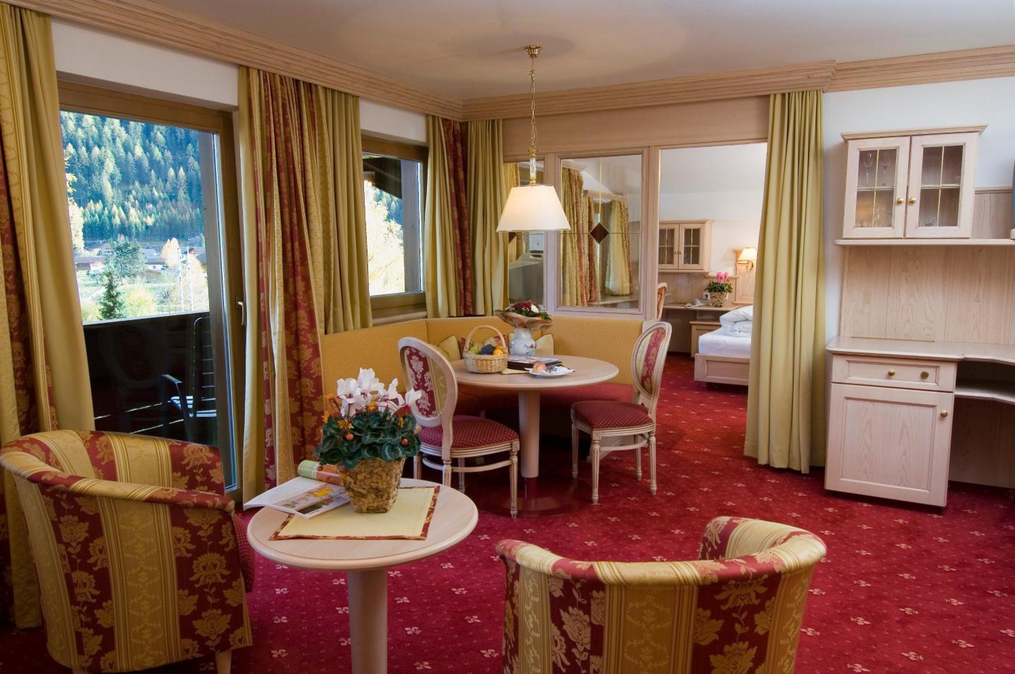 Alpenhotel Fernau Neustift im Stubaital Esterno foto